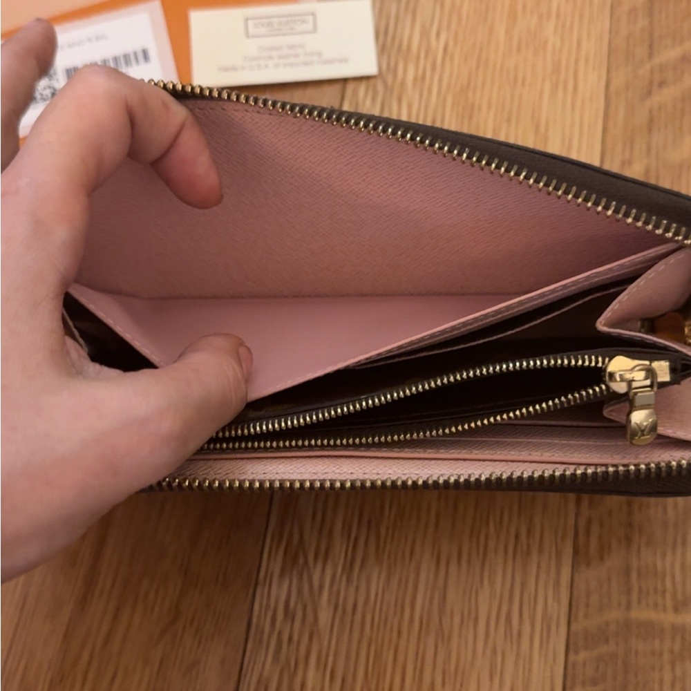 Louis Vuitton Monogram Clémence Wallet - Picture 8 of 10